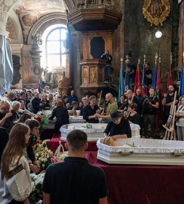 У Львові сьогодні прощаються з шістьма загиблими від ракетного удару