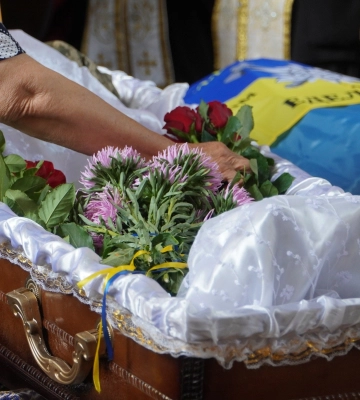 У волинській громаді попрощалися з військовим із Харківщини Олексієм Сіряченком