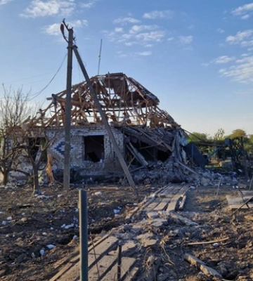 Російська авіація бомбила Бериславський район: постраждала жінка