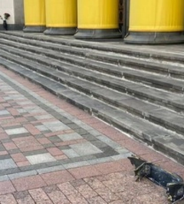 У входа в Верховную раду сбили вражеский дрон: нардепы показали фото