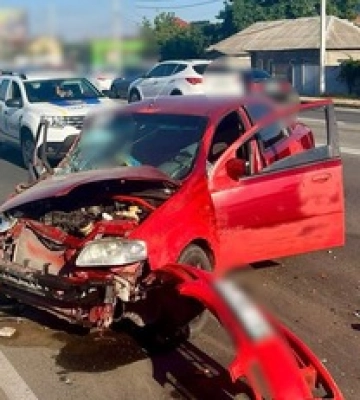 В Броварах нетверезий водій зіткнувся з автобусом