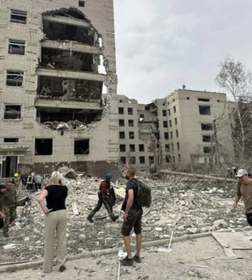 Із шістьма жертвами ракетного удару попрощалися у Полтаві