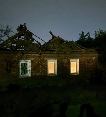 Внаслідок нічної атаки по Полтаві постраждали двоє людей