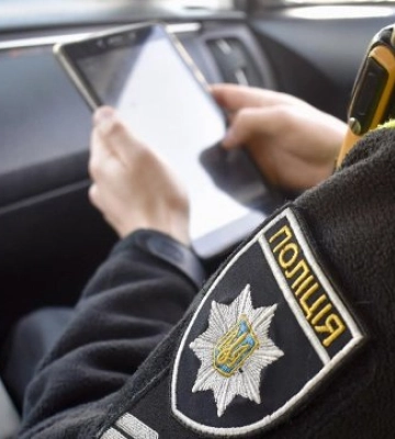 ДТП біля Рівного: мотоцикліст зіткнувся з кросовером (ВІДЕО)