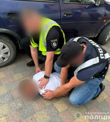 23-річного закарпатця викрили на збуті наркотиків