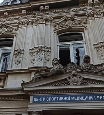 Ударом по Львову РФ зруйнувала щонайменше сім пам’яток архітектури та пошкодила три школи