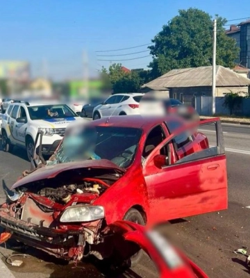 Під Києвом смертельно п’яний водій врізався у маршрутку