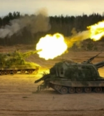 Ворог вдарив по Дергачах на Харківщині: загорілися будинки