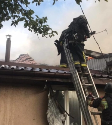 Ракетний удар по Дергачах: одна людина загинула, ще 13 поранені