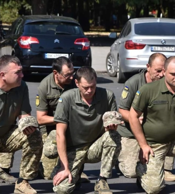 У Гощі сьогодні прощалися з хоробрим воїном-захисником