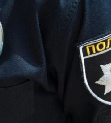 У Подільську троє п’яних буянили в лікарні, а потім напали на поліцейських