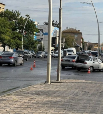 На центральном проспекте в Мелитополе произошло ДТП