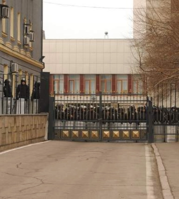 З Донецька до Маріуполя, а потім у Київ: історія дівчини, яка покинула дім у 2014