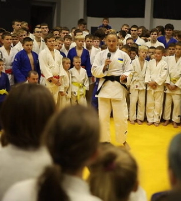 Дзюдоїстка Дар’я Білодід провела Олімпійський урок у Дніпрі