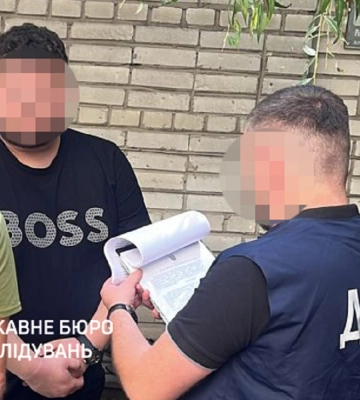 Инспектор таможни во Львовской области &quot;организовал бизнес&quot; на границе