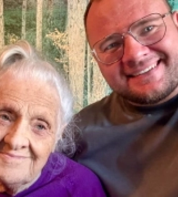 Міський голова Луцька привітав свою бабусю з 91-річчям