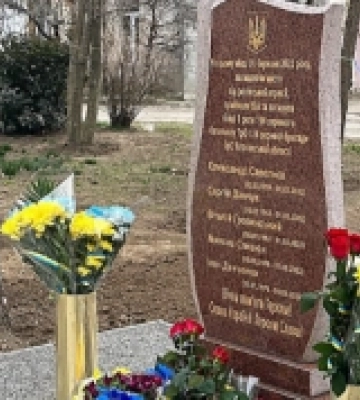 В Херсоні придбають меморіальні комплекси загиблим військовослужбовцям