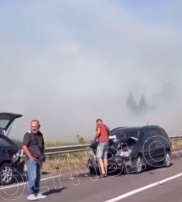 У Луцькому районі через густий дим від масштабної пожежі сталася ДТП (відео)