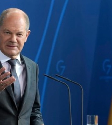 Стало відомо про "мирний план" Шольца для України