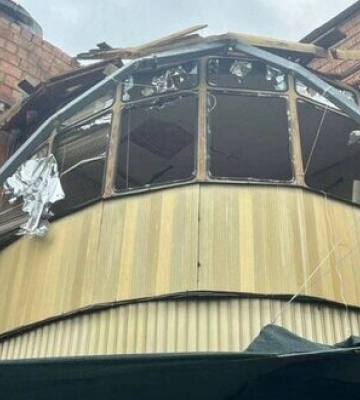 Окупанти атакували Нікопольщину з важкої артилерії, РСЗВ &quot;Град&quot; та дронами-камікадзе: Пошкоджено підприємство, будинки і ЛЕП. ФОТОрепортаж