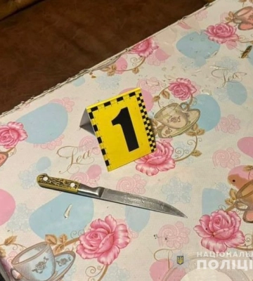 У Роздільній батько вбив свого сина ножем