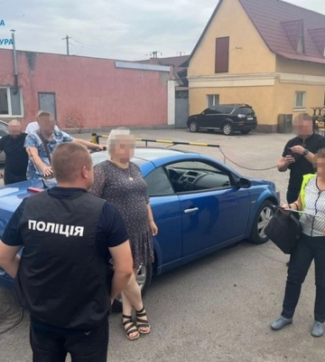 Доглядачка літньої жінки хотіла вбити її заради квартири