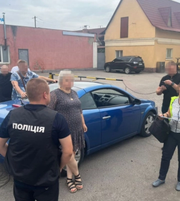 На Вінниччині доглядальницю підозрюють у замаху на вбивство літньої жінки для заволодіння квартирою