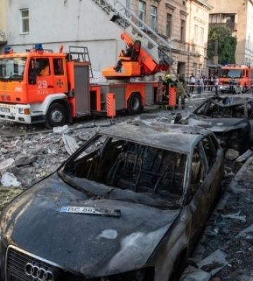 Удар РФ по Львову: у медзакладах перебувають 47 постраждалих, розбір завалів триває