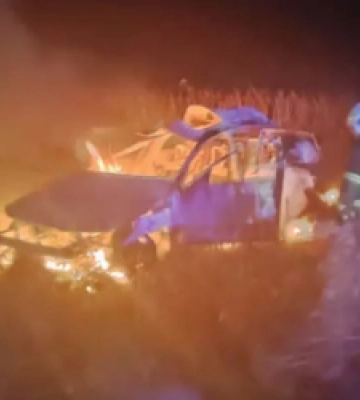 На Львівщині вночі вщент згорів автомобіль