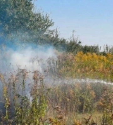 У громаді на Ковельщині рятувальники ліквідували пожежу сухої трави та виявили порушників пожежної безпеки