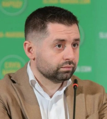 Побиття військового у Смілі — Давид Арахамія направив звернення главі МВС і Генпрокурору