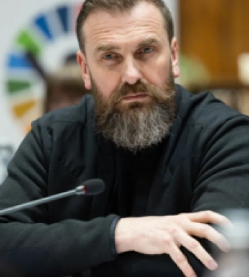 Издательство &quot;Літера ЛТД&quot;, напечатавшее учебник с картой Украины без Крыма, перепечатает их за свой счет, - Лисовой. ФОТО