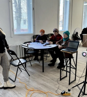 На Волині проводять курси цифрової грамотності для людей елегантного віку