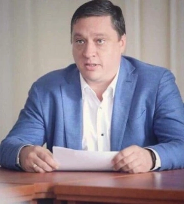 Родина засудженого за зґвалтування нардепа Іванісова скупила авто й нерухомості на майже $2 млн