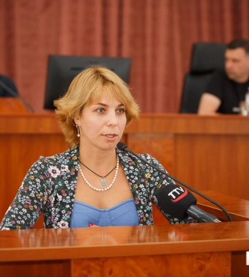 Водойма практично висохла: Депутатка міськради під час сесії оприлюднила звернення щодо озера у Лісопарковій зоні&amp;hellip;