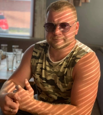 Засудженого, що побив військового у Смілі, оголосили в розшук