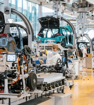Reuters: Volkswagen скасовує довготривалі трудові угоди