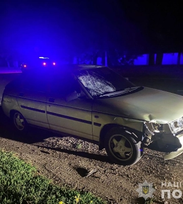 На Одещині легковий автомобіль на смерть збив жінку