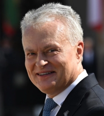 Президент Литви прибув до Києва для зустрічі із Зеленським
