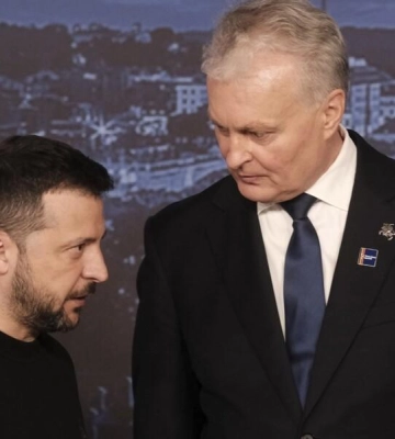 В Киев приехал президент Литвы, он встретится с Зеленским