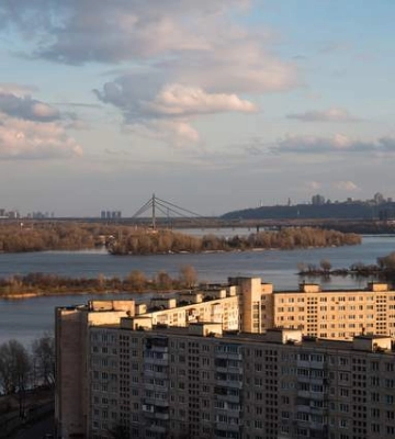 Отравленная вода в Десне и Сейме: есть ли угроза для Киева и можно ли пить воду из-под крана