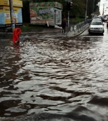 Киев накроет сильный ливень - когда ждать непогоду
