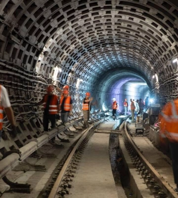 У Києві завтра відновлять повноцінний рух поїздів на синій гілці метро