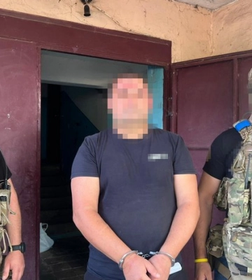 Шпигував за артилерією ЗСУ біля Часового Яру: правоохоронці затримали 52-річного чоловіка