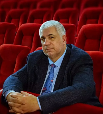 У Дніпрі пішов з життя відомий режисер