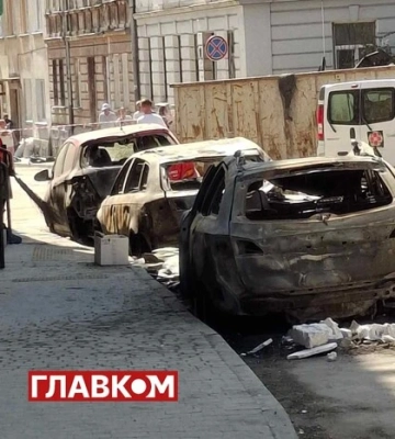 У Львові прогриміли вибухи, внаслідок ворожої атаки пошкоджено житлові будинки. Фото