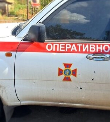 РФ обстріляла евакуаційну групу ДСНС: Поранено двох рятувальників. ФОТОрепортаж
