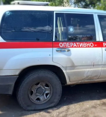 На Донеччині росіяни обстріляли евакуаційну групу ДСНС, поранені двоє рятувальників