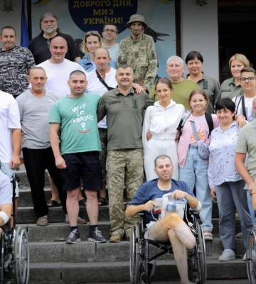 У Вінниці відкрили кінозал для військових: прем’єрою став &quot;Довбуш&quot;