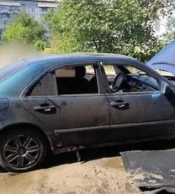 На Київщині чоловік підпалив авто свого сусіда